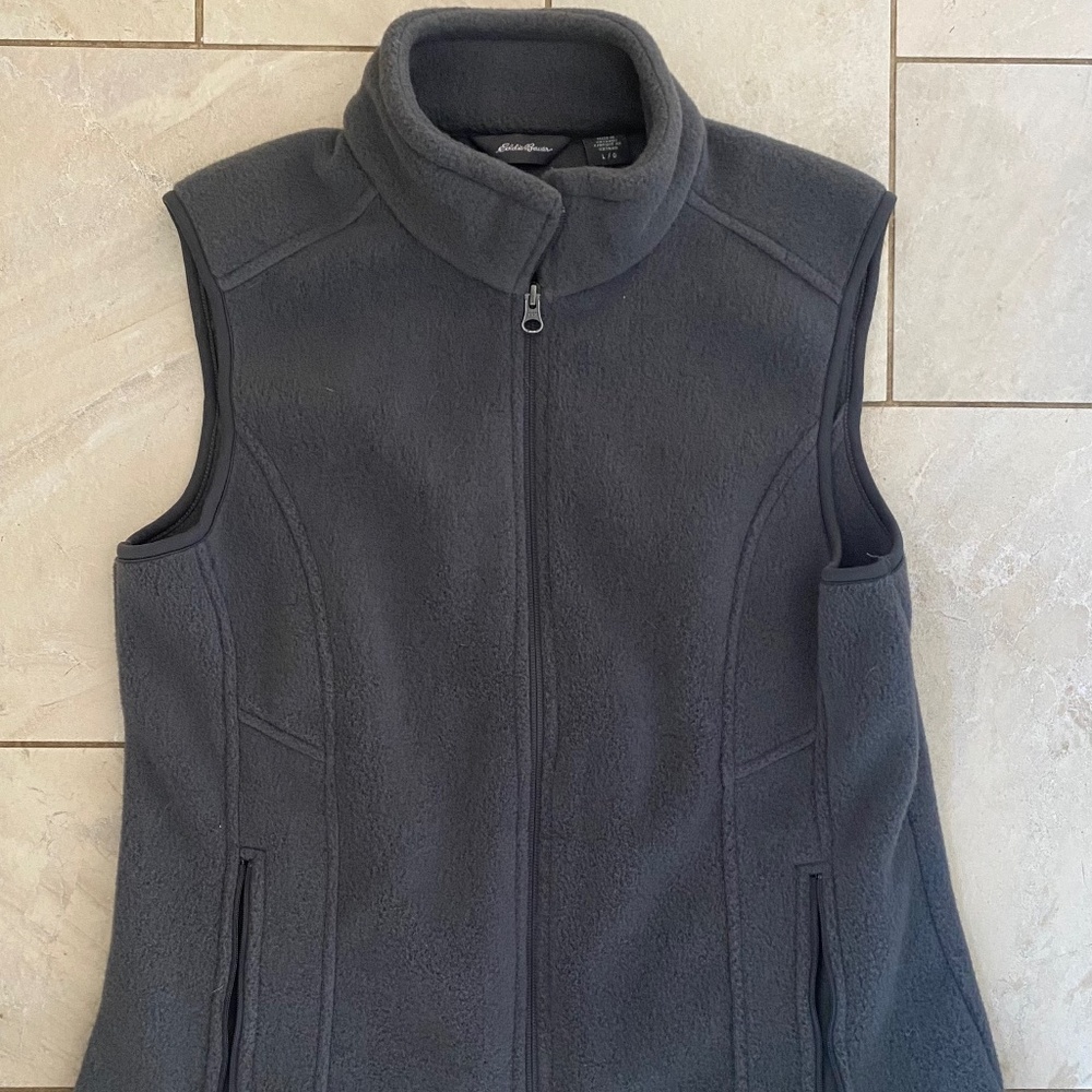 Eddie Bauer straumann group women’s large gray vest